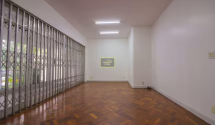 Casa Comercial com 08 salas para venda no Pacaembu