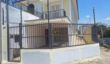Sobrado comercial Esquina - 10 salas 240 metros