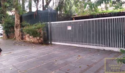 Sobrado na Avenida Rebouças do lado Shopping Eldorado com fácil acesso a Marginal Pinheiros.