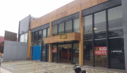 Ótimo imóvel para fins comerciais, à 100 metros da Estação do Metrô Butantã!