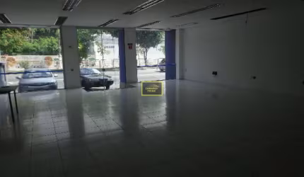 Ótima Loja para locação na Corifeu de Azevedo Marques no Butantã