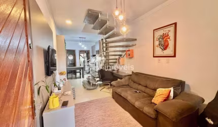 Casa Geminada com 2 quartos, Jardim Sofia - Joinville