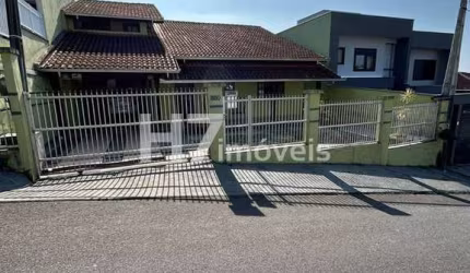 Casa com 2 quartos + 1 suíte, Iririú - Joinville