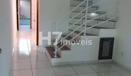 Casa Geminada com 2 quartos para Locação, Espinheiros - Joinville (DISPONÍVEL PARA VISITAS A PARTIR DE 15/06)