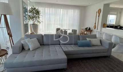 Apartamento Marina Beach Towers, com vaga náutica, em Balneário Camboriú