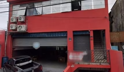 Salão comercial 250m² com 7 casas - Centro - Cotia/SP