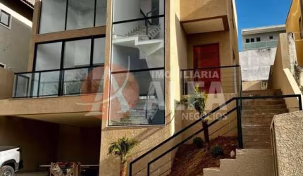Linda Casa (V) Moderna com 03 dormitórios sendo 03 suítes- Condomínio Reserva Vale Verde - Cotia/SP