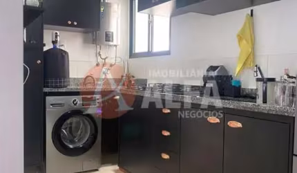 Apartamento com 2 Dormitórios - Condomínio Mirante Normandia - Jardim Pioneiro - Cotia / SP