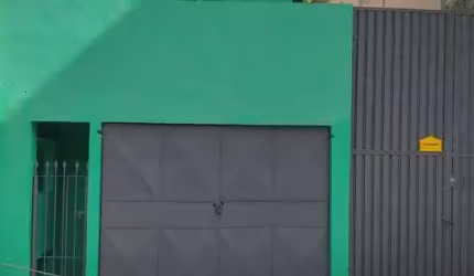 Casa com 01 dormitório e garagem fechada - Jardim Lava pés - Cotia - SP