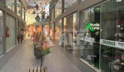 Sala comercial com 44 m² - Jardim da Glória - Granja Viana - Cotia /SP