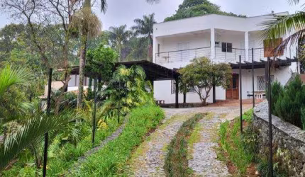 Maravilhosa Casa -03 Suítes - Condominio Granja Viana II - Granja Viana / SP