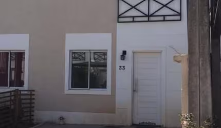 Linda Casa com 02 Dormitórios -  Condomínio Refúgio Canta Galo II - Jardim Caiapia - Cotia/SP