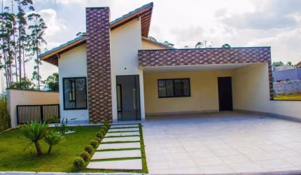 Condomínio Granja Cristiana-3 Quartos, 1 Suíte e 4 Vagas-Cotia-SP