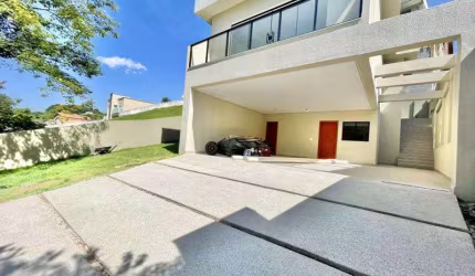 Linda Casa Moderna Nova 0KM com 03 suítes sendo 01 Master- Condomínio Reserva Vale Verde - Cotia/SP