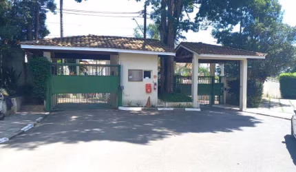 Sobrado com 03 Dormitórios - Condomínio Mirante dos Ipês - Jardim Barro Branco - Cotia - SP