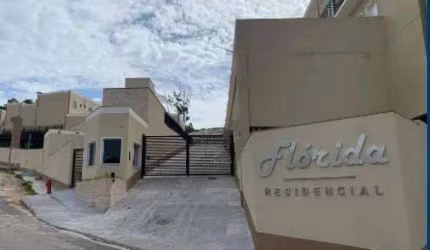 Sobrado com 03 Dormitórios - Residencial Flórida - Chácara Vista Alegre - Cotia/ SP