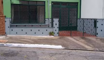 Casa com 03 dormitórios - Vila Bertioga - São Paulo/ Sp