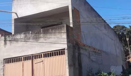 CASA COM 03 DORMITÓRIOS - Nhambuca ( Caucaia do Alto) - COTIA / SP