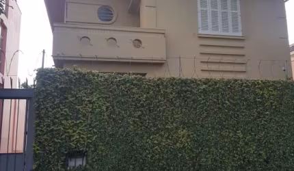 Vendo casa sobrado - na Dom Pedro II quase esquina com Americo Vespucio