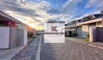 Casa com 3 dormitórios à venda, 74 m² por R$ 649.000,00 - Bom Jesus - São José dos Pinhais/PR
