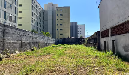 Execelente terreno plano ao lado do Shopping Jardim Arménia