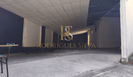 Galpão Comercial em Mogi das Cruzes 250 m²