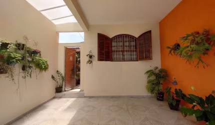 Casa com 4 quartos à venda no Parque Novo Oratório, Santo André , 191 m2 por R$ 693.000