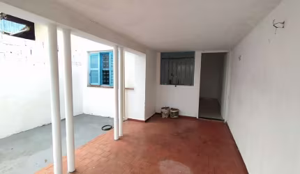 Casa com 2 quartos para alugar no Paulicéia, Piracicaba , 65 m2 por R$ 950