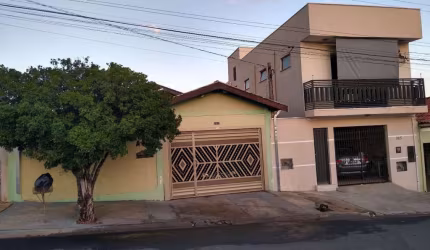 Casa com 3 quartos à venda no Jardim Sonia, Piracicaba , 360 m2 por R$ 870.000