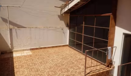 Casa com 2 quartos à venda na Vila Independência, Piracicaba , 150 m2 por R$ 320.000