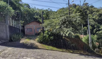 Terreno à venda na Paulo Schossland, 182, Nova Brasília, Joinville por R$ 250.000