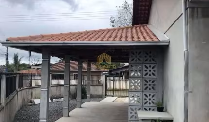 Casa com 3 quartos à venda na Rua Calixto Manoel Monteiro, 190, Paranaguamirim, Joinville por R$ 299.900