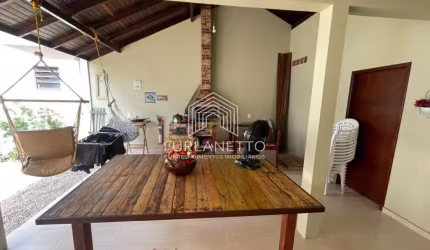 Casa com 3 quartos à venda na Rua Guilherme Krueger, 385, Floresta, Joinville por R$ 1.400.000