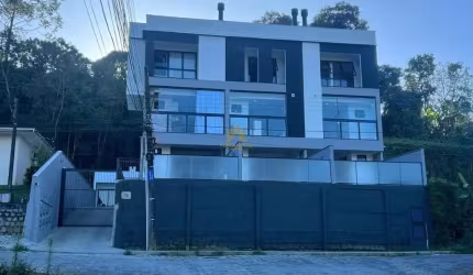 Casa em condomínio fechado com 3 quartos à venda na Rua Adolfo Brezink, 72, Boa Vista, Joinville por R$ 649.900