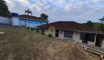 Casa com 2 quartos à venda na dos Tecelões, 572, Paranaguamirim, Joinville por R$ 419.900