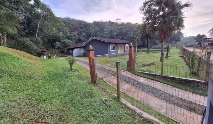 Casa com 8 quartos à venda na Rua Guilherme Tomelin, 5434, Guamiranga, Guaramirim por R$ 1.979.900