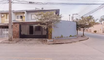 Casa com 3 quartos à venda na Peixes, 613, Aventureiro, Joinville por R$ 529.900