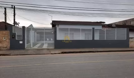 Casa com 3 quartos à venda na Iraí, 100, Petrópolis, Joinville por R$ 550.000