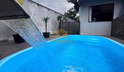 Casa com 2 quartos à venda na Daniela Peres, 1000, Parque Guarani, Joinville por R$ 599.900