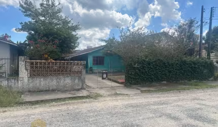 Casa com 3 quartos à venda na Capão Bonito, 523, Fátima, Joinville por R$ 380.000
