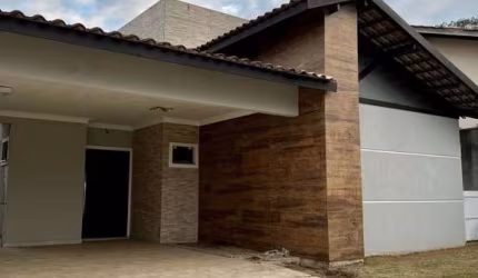 Casa com 2 quartos à venda na Rua Augusto Ernesto Boettcher, 788, Floresta, Joinville por R$ 750.000