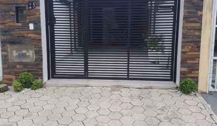 Casa com 2 quartos à venda na Santa Clara, 25, João Costa, Joinville por R$ 359.900