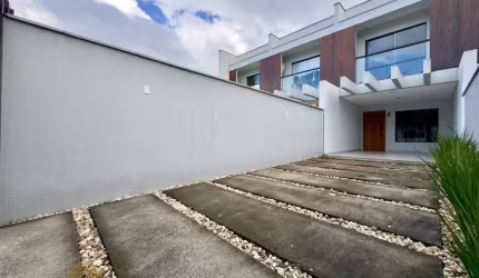 Casa com 3 quartos à venda na Japão, 50, Boa Vista, Joinville por R$ 479.000