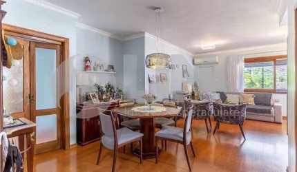 Apartamento alto padrão de 3 quartos com 2 vagas à venda no bairro Petrópolis em Porto Alegre