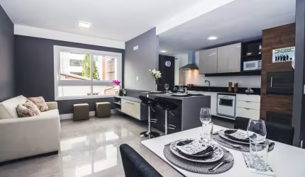 Apartamento 2 dormitórios com 1 vaga de garagem à venda no bairro Santana em Porto Alegre próximo do Nacional