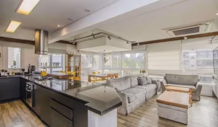Apartamento mobiliado de 3 quartos com 2 vagas à venda no bairro Bela Vista em Porto Alegre