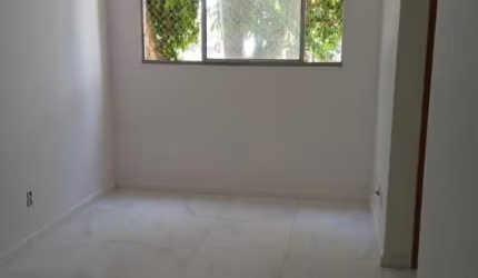 Apartamento com 2 quartos à venda na Avenida João Ferreira Jardim, 138, Parque Santa Fé, Porto Alegre, 44 m2 por R$ 194.900