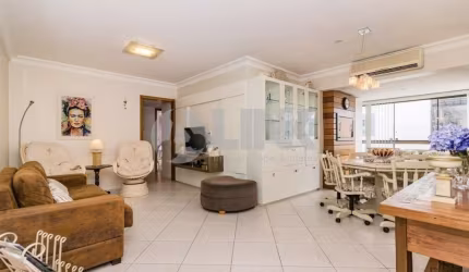 Apartamento de 3 quartos com 2 vagas à venda no bairro Higienópolis em Porto Alegre próximo do Zaffari Higienópolis