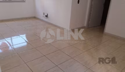 Apartamento 3 dormitórios com 1 vaga de garagem à venda no bairro Passo da Areia em Porto Alegre próximo do Bourbon Country