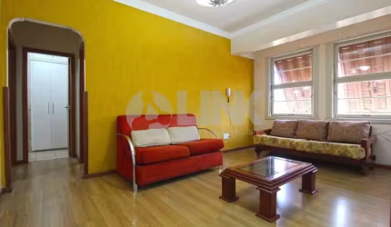 Apartamento de 2 quartos com 1 vaga à venda no bairro Floresta em Porto Alegre